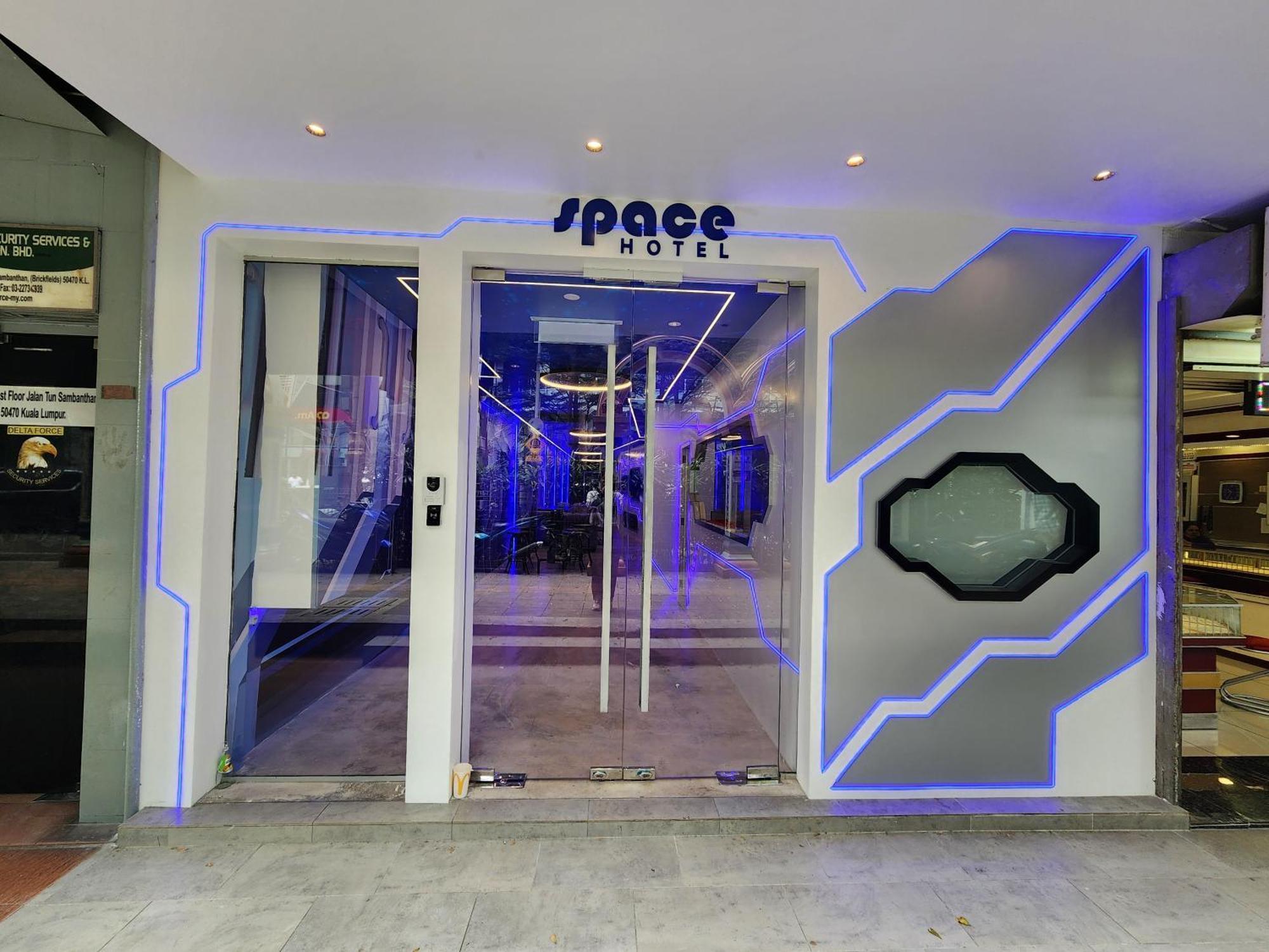 Space Hotel Kl Sentral Куала Лумпур Екстериор снимка