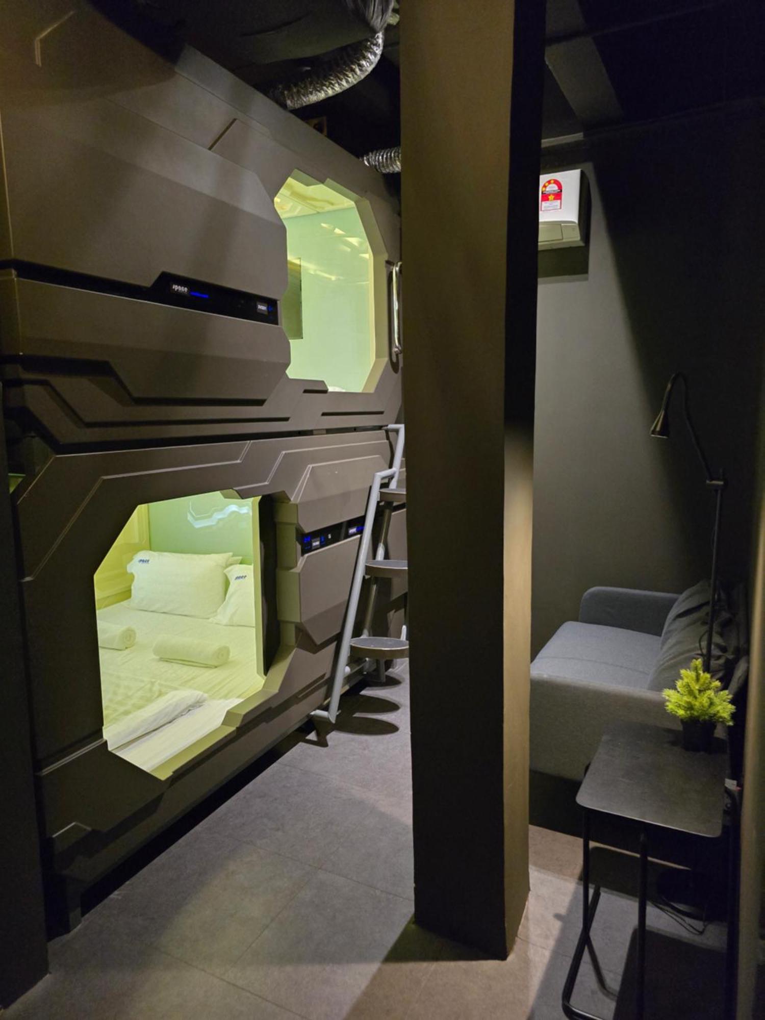 Space Hotel Kl Sentral Куала Лумпур Екстериор снимка